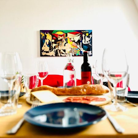 Apartment Direct Views Of Eiffel Tower & Sacre-Coeur From Mezzanine - 10 Mins To Paris Center 외부 사진